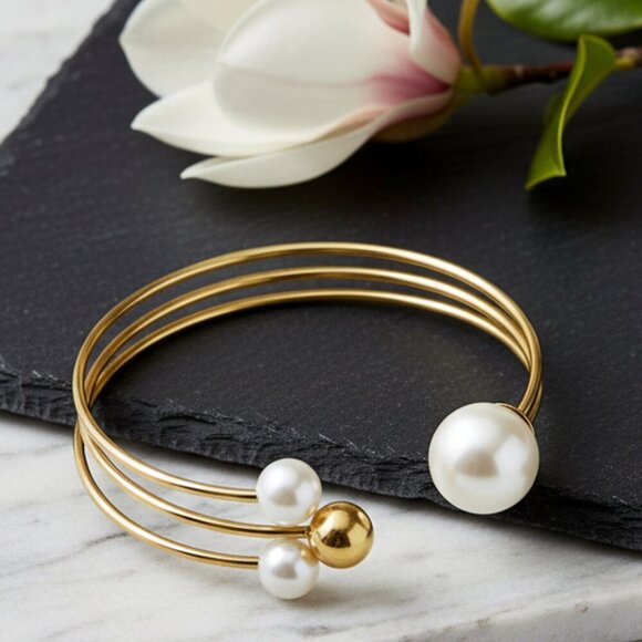 🆕️Elegant 14K Gold Plated Pearl Accent Adjustable Cuff Bracelet + Free Earrings - Picture 1 of 12